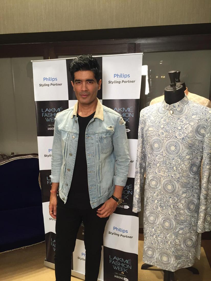 ManishMalhotra's tweet photo. PHILIPS Styling partner THE GENTLEMEN'S CLUB Winter/festive 2015 LakmeFashionWk http://t.co/BrCe1kDDZL