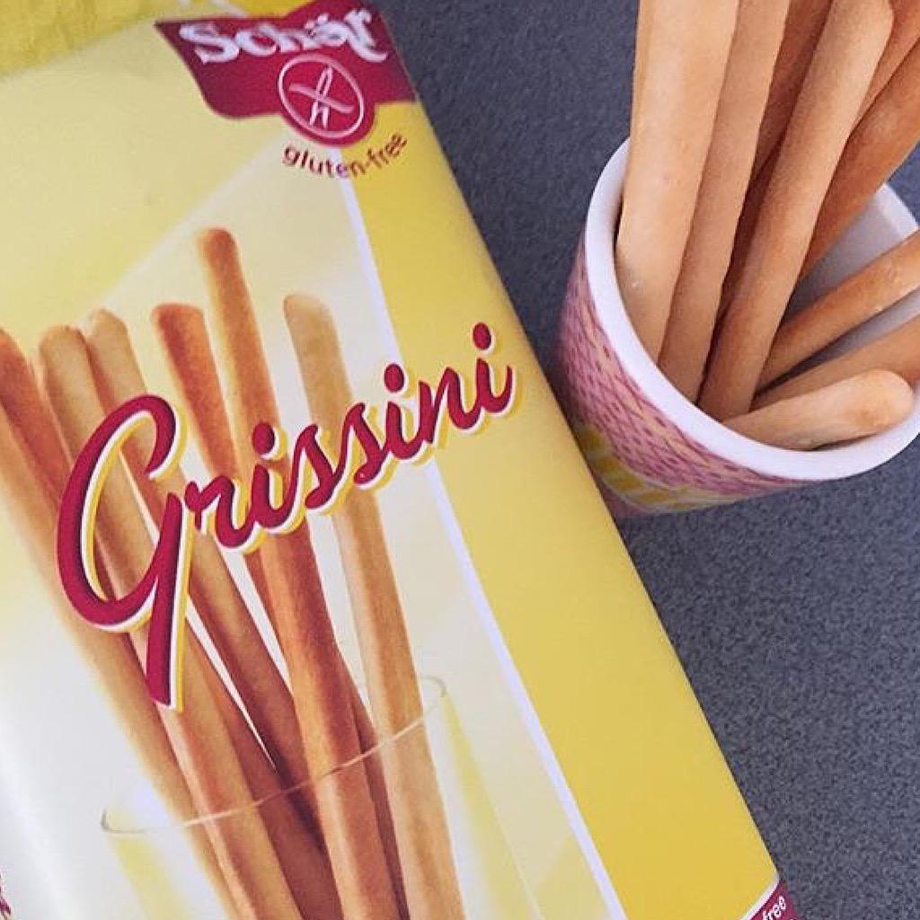 ScharChile's tweet photo. Palitos de Pan Grissini #singluten #sinlactosa #sano YA LOS PROBASTE? @fundconvivir @RedCeliacosCL @Celiacos_Chile http://t.co/VN5rV89iN4
