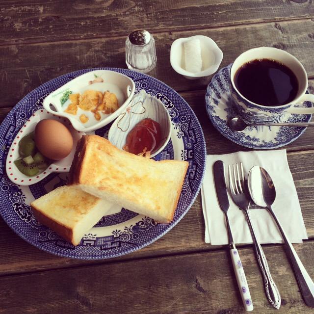 Finding4me's tweet image. 파도소리 밀려오는 강릉, 평온한 아침. 온전한 아침.