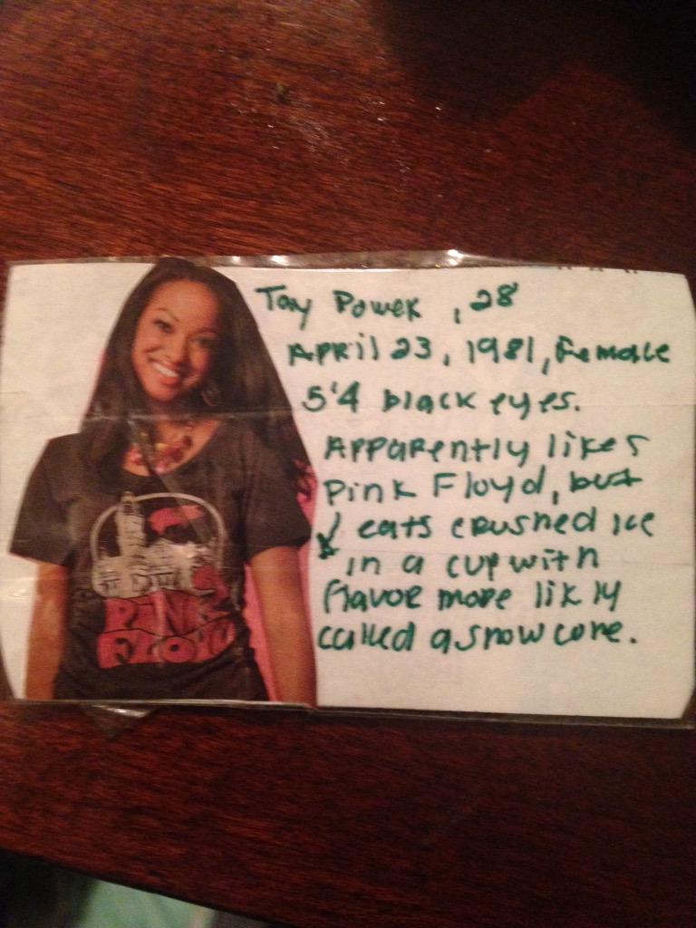 Kristyn_Bauer's tweet photo. Since @tpowell2013 and I got our fakes taken she made herself a new fake 😂 http://t.co/qWM6oth4cH
