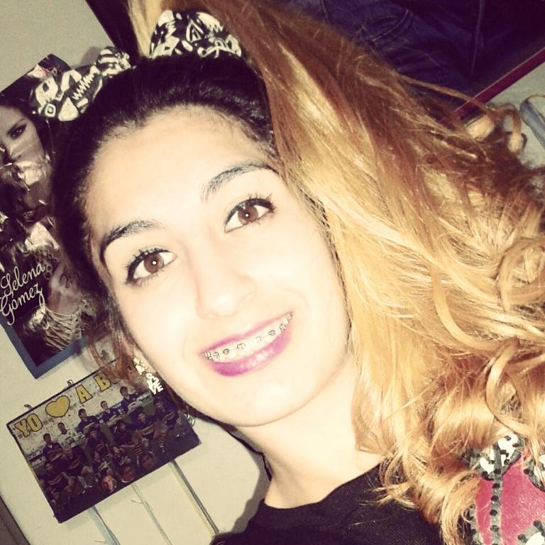 MaaiGarro's tweet photo. Tu me dices y te busco o si nos escapamos, tenemos una noche loca 🎼🎶 http://t.co/7Phby3Fob5