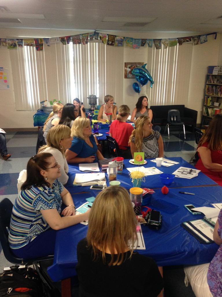 symmessharks's tweet photo. Our teachers spent the day engaged in PD! #preparingforourstudents http://t.co/u7OvDxeVwu