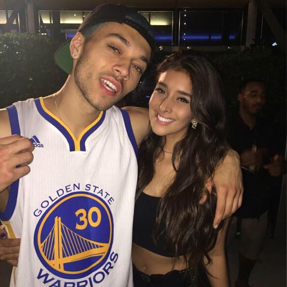 #wcw this beautiful lady next to me 😍 <a href="/anjaliworldrp/">anjali</a>