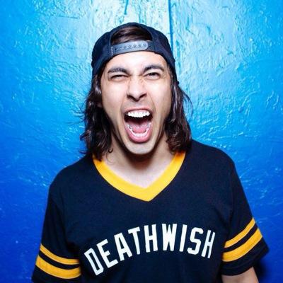 rthugging's tweet photo. Vic Fuentes http://t.co/tyuJBvcCeN