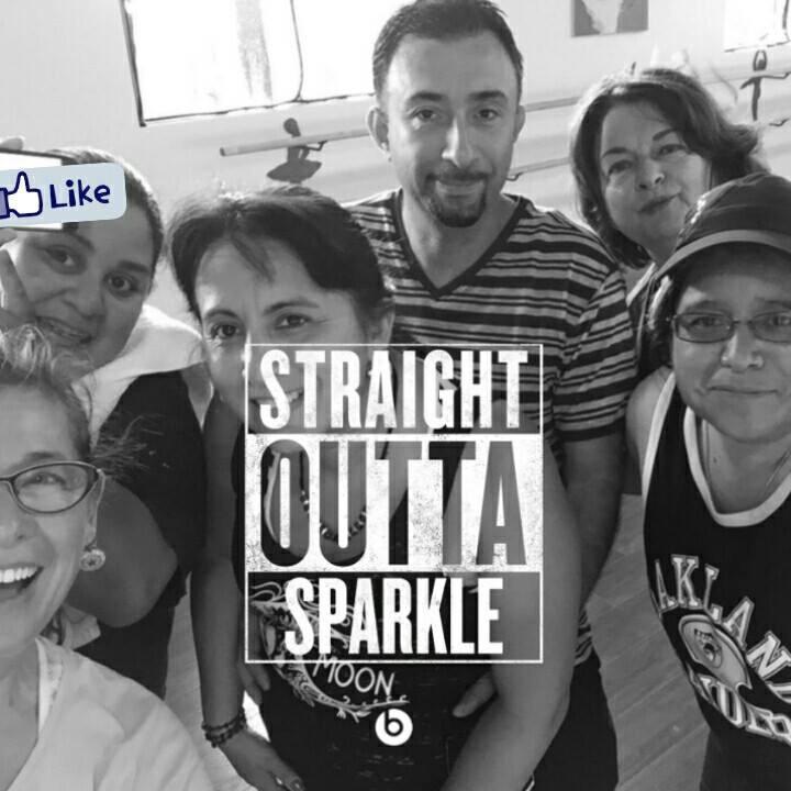 sparklerepeat's tweet photo. #teamsparkle http://t.co/5H2yIoeDuJ