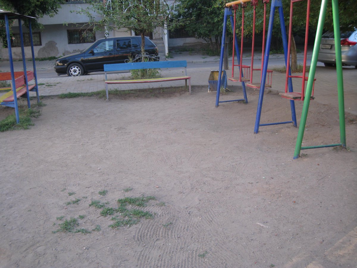 linuxlive2014's tweet image. #детскаяплощадкаАстаны