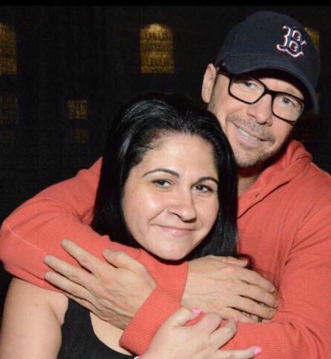 DonnieWahlberg's tweet photo. #ForStacey http://t.co/ugbG0JoISm