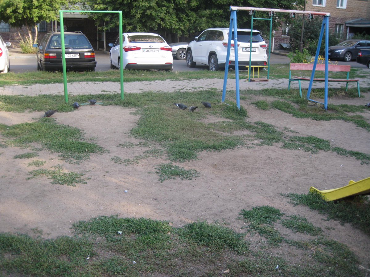 linuxlive2014's tweet image. #детскаяплощадкаАстаны