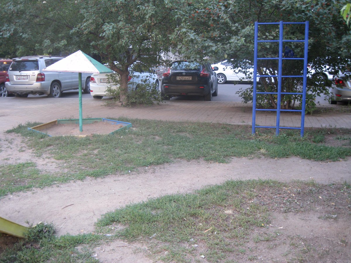 linuxlive2014's tweet image. #детскаяплощадкаАстаны