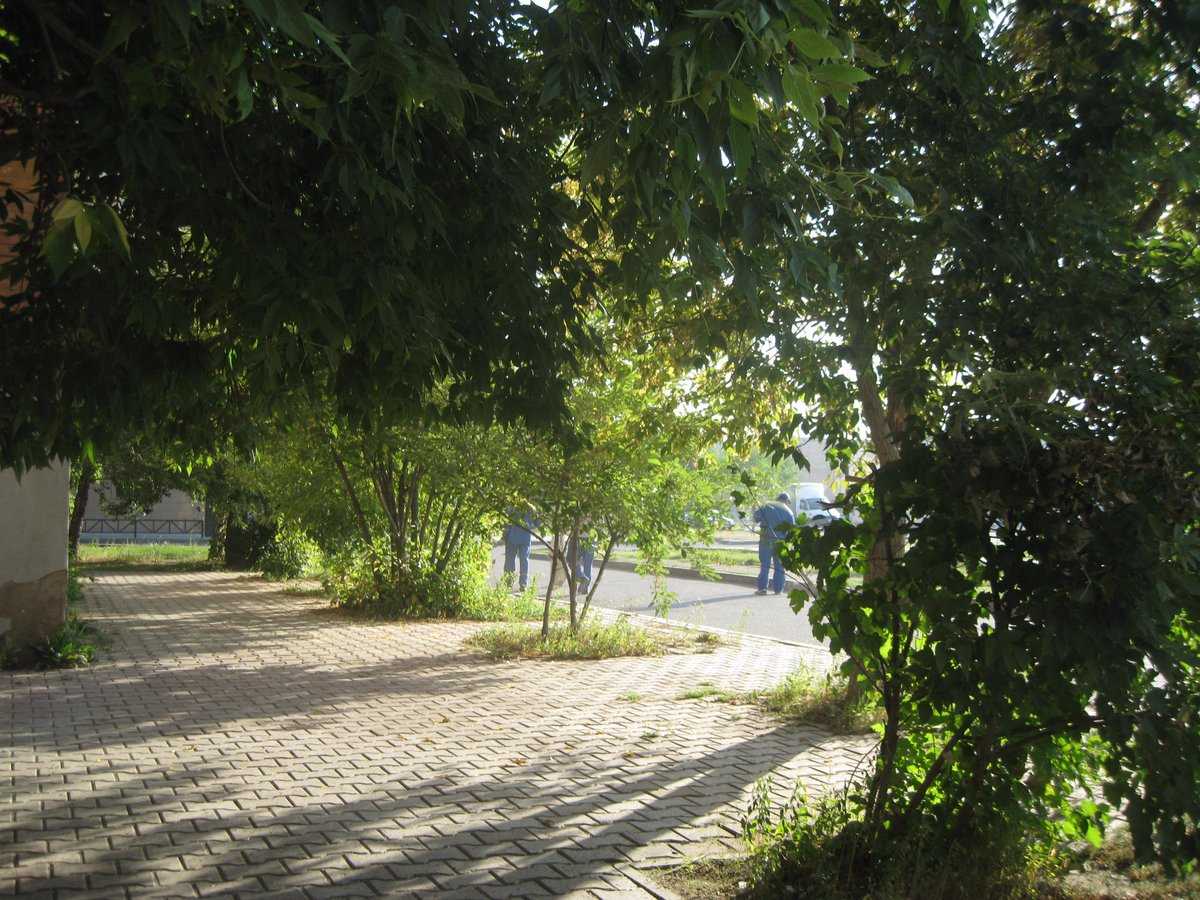 linuxlive2014's tweet image. #детскаяплощадкаАстаны