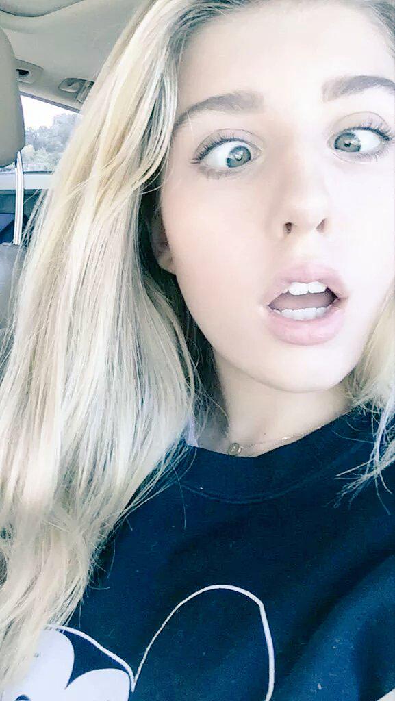 diego_kanay's tweet photo. #wcw goes to the beauty 😍😂💕 @maddie_vanpelt4 http://t.co/qn4vqkgb7U