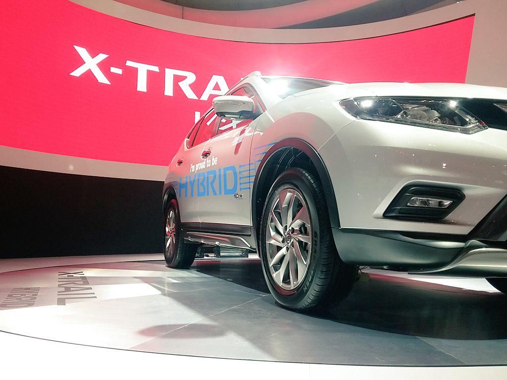 Inilah tampilan #Nissan X-Trail Hybrid sebagai SUV Hybrid pertama di kelasnya #NissanGIIAS2015