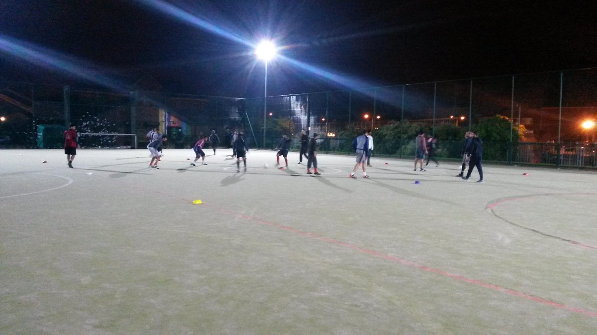 sharplesfc's tweet photo. Yesterday's training session nice to see fresh faces working hard ! http://t.co/1OgGqF0PQw