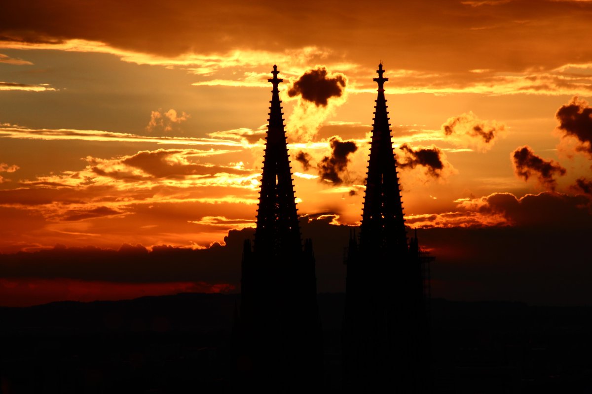 Koeln_SKY's tweet photo. http://t.co/n3asnHjzZ2