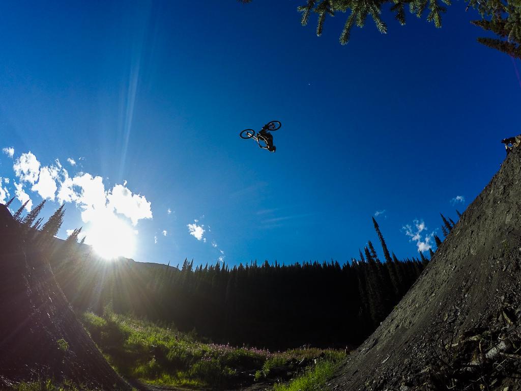 #HoffFest is in the books for another year. Unbelievable action today <a href="/retallacklodge/">Retallack Lodge</a>.  <a href="/kurtsorge/">Kurt Sorge</a> #mtbBC