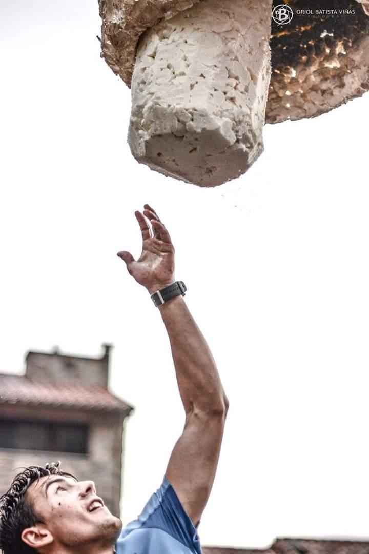 ericmoya88's tweet photo. Demà cap a ultraks aviam si continuen les bones sensacions @Dynafit_es  #petrovoltrega #overstims #speedup http://t.co/OyLX3MzMaD