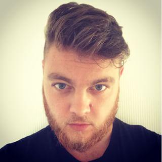 JonnieEdwards88's tweet photo. New haircut, feelin' fresh ! http://t.co/sinC05G8nM