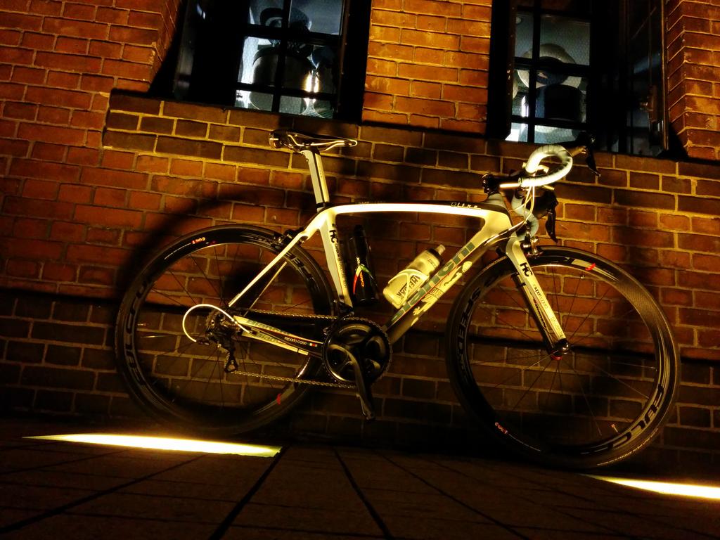 koolfeti's tweet photo. 載せてみる！
 #Twitter上にいるBianchi乗り全員と繋がるのが密かな夢だったりするのでとりあえずこれを見たBianchi乗りもそうじゃない人もRTで拡散していただけると嬉しいです http://t.co/1rqfAxegd2