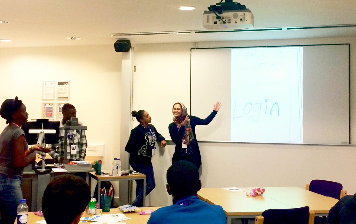 freeformers's tweet photo. Great prototype presentation in just 60secs in #UploadLab #UploadLive @wearedotdotdot http://t.co/BfDgPSRXiv