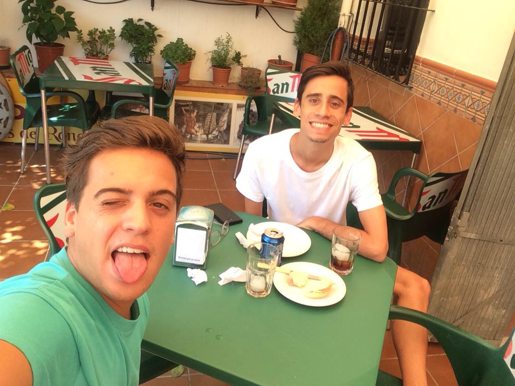 _pacmoL's tweet image. Habemus piso 😱😭😭 #ronda #nursing #gloriabendita