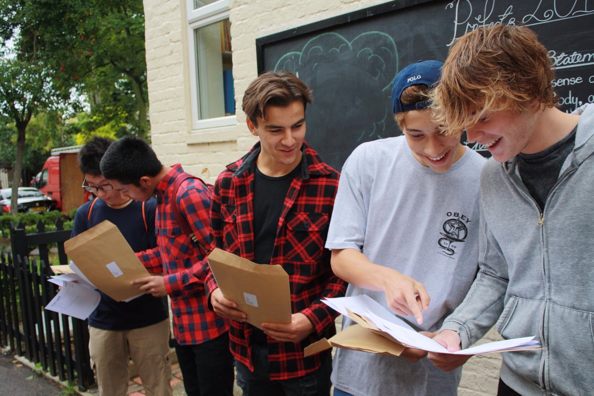 SJCSouthsea's tweet photo. Pupils are celebrating today for #GCSEResults! 61% of students achieved A* - B! Read more: http://t.co/CGxgBFzGR7 http://t.co/ZtUeuX74ad