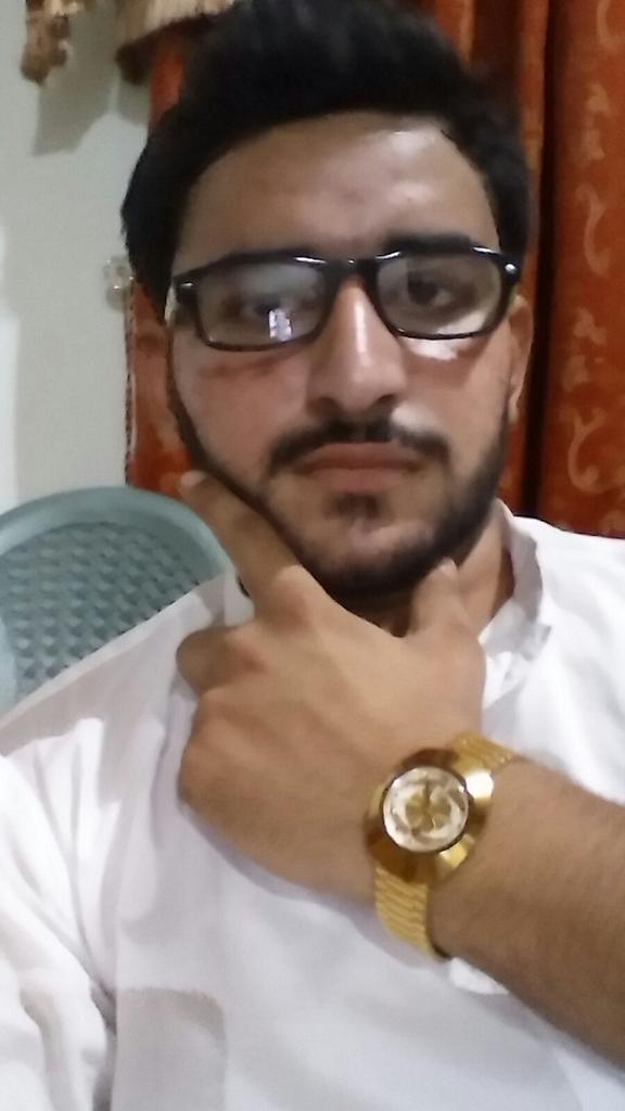 dawoodcheema9's tweet photo. me and sweet brother http://t.co/SmUsMsykAa