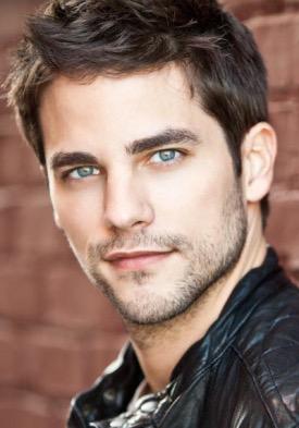  Aujourd\hui c\est l\anniversaire de Brant Daugherty (Noel Kahn) Happy birthday from France    