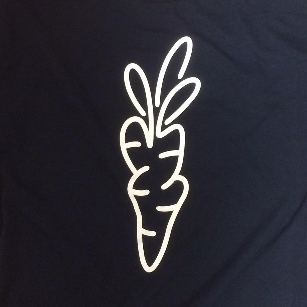 yuusukeyamada's tweet photo. coming soon @xlargejp @AnwarCarrots #anwarcarrots #carrotfield #carrotsbyanwarcarrots http://t.co/xqDZxmNwFx