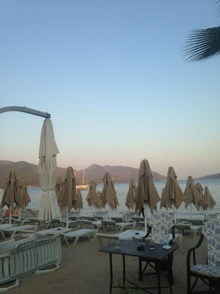 kyrahboon's tweet photo. hi from turkey http://t.co/Ns2dcAaFIL