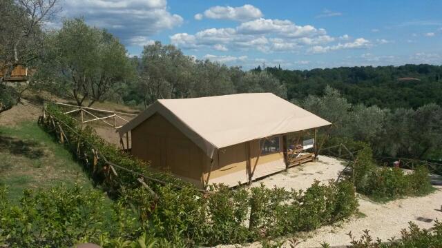 VacanceselectDE's tweet image. NEU und WOW! #Glamping mit Ausblick im "Glampsite" von #Camping Norcenni Girasole Club in der Toskana.