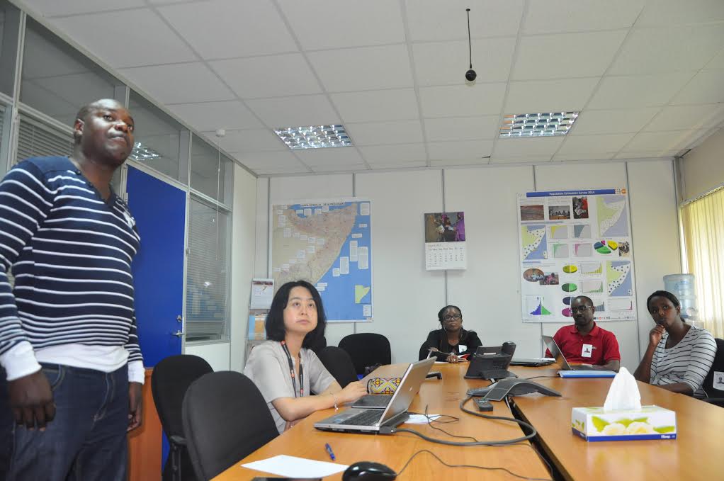 UNFPA_SOMALIA's tweet photo. With our gender implementing partners discussing policies &amp; procedures @GKyeyune @IsatuKajue @Pilirani @RuthKSol http://t.co/S6VcxxzVSj