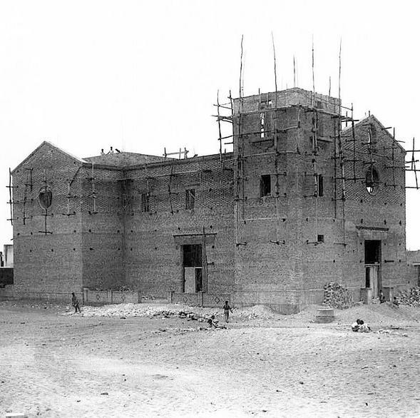 Imagen histórica de la Parroquia de San Paulino de Nola (Barbate), sede canónica de nuestra corporación