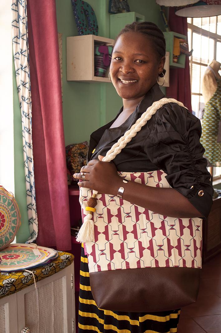 NeemaCrafts1's tweet photo. Val with our new best-selling tote bag http://t.co/m2jdmLQc0d
