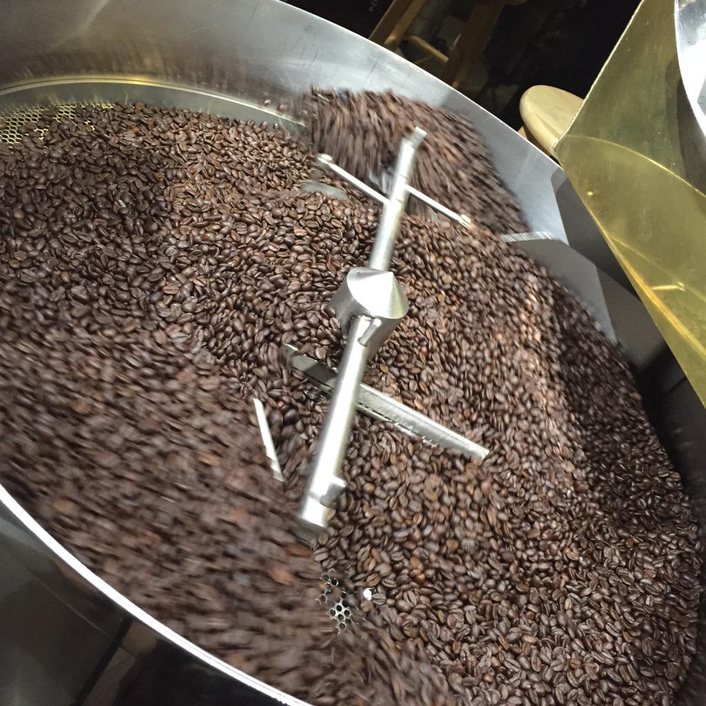 HokieDining's tweet photo. The first batch of Deet's house roasted beans ready to grind and brew. #coffee #VTMoveIn #RiseAndShine http://t.co/hz7VJJlITC
