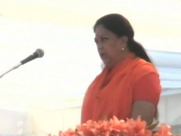 abpanandatv's tweet image. #BjpSetback #BasundharaBastion রাজস্থানে পুরভোটে বসুন্ধরার গড়ে ধাক্কা খেল বিজেপি abpananda.abplive.in/national/2015/…