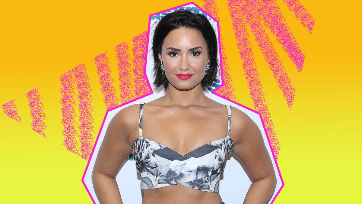 MTVNEWS's tweet photo. Happy Birthday, @ddlovato! Celebrate It With 23 Of Her Most Badass Moments http://t.co/DBhoGZqVW9 http://t.co/bdzXpHt6tT