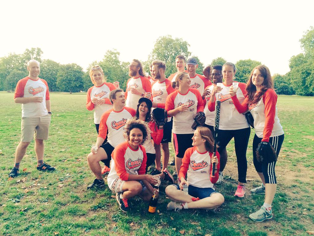 Knocked out in the semis but it's been incredible! Finals tonight, Good luck @SparksCharity <a href="/CharitySoftball/">London Charity Softball League</a> #GoComix