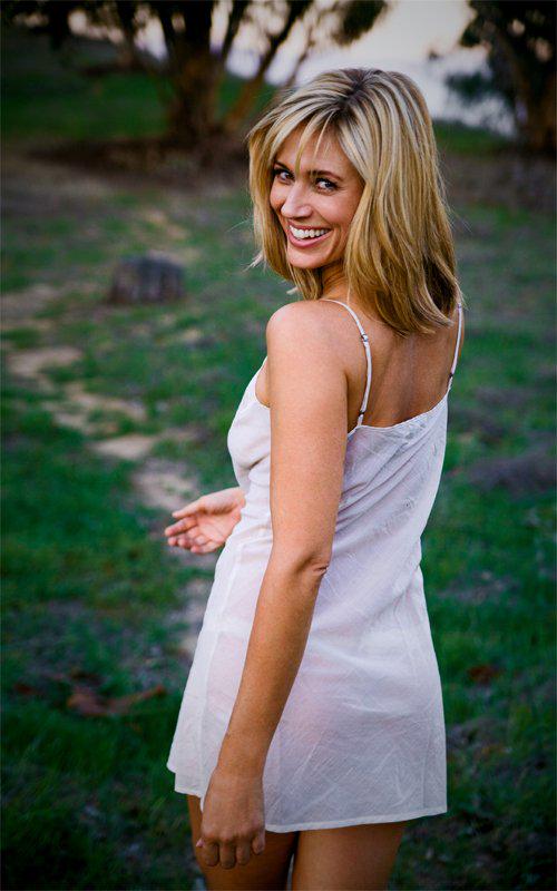 Happy Birthday to one of my fave actresses Kristen Miller, star of the legendary She Spies!! 