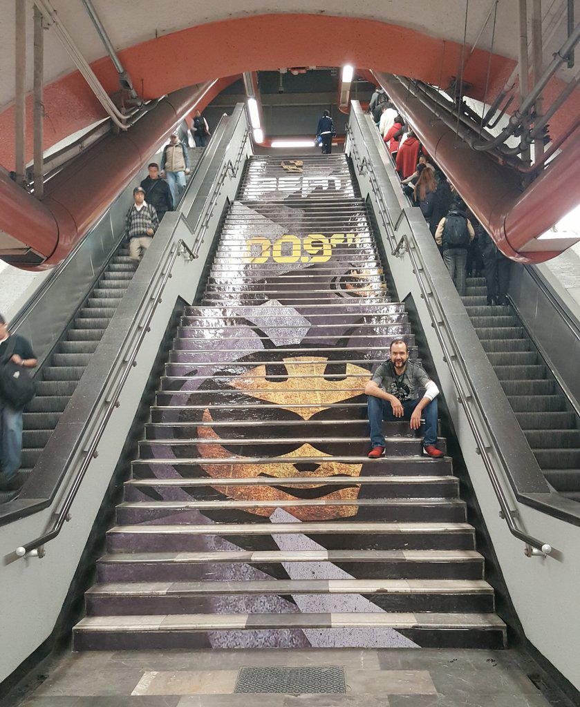 Wallacebt's tweet photo. #EnLugarDeTrabajarPrefiero ir a Metro Auditorio y tomarme fotod . Jajajaja #Crack #BeatUnderground esta Chingona http://t.co/qz82msp6Q0