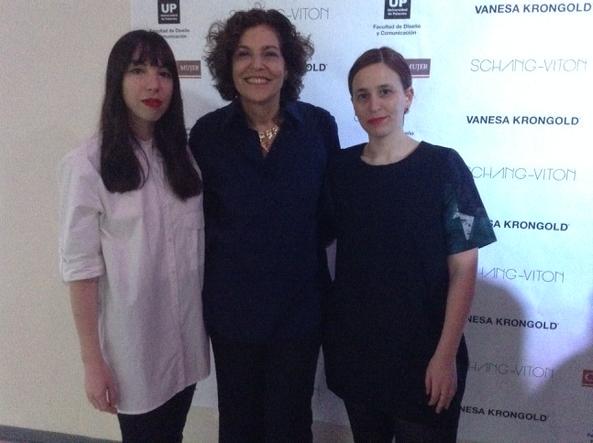 <a href="/dorabecher/">Dora Becher</a> <a href="/vanekrongold/">Vanesa Krongold</a> <a href="/schangViton/">Schang-Vitón</a>  ayer en Palermo Fashion Showroom. ¡Gracias por compartir!