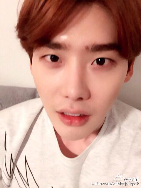 LeeJongsukID's tweet photo. Lee jongsuk weibo update http://t.co/RFi7JHXOa6