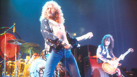 Happy Birthday to rock legend and Wolves fan Robert Plant! Born 20th August 1948   