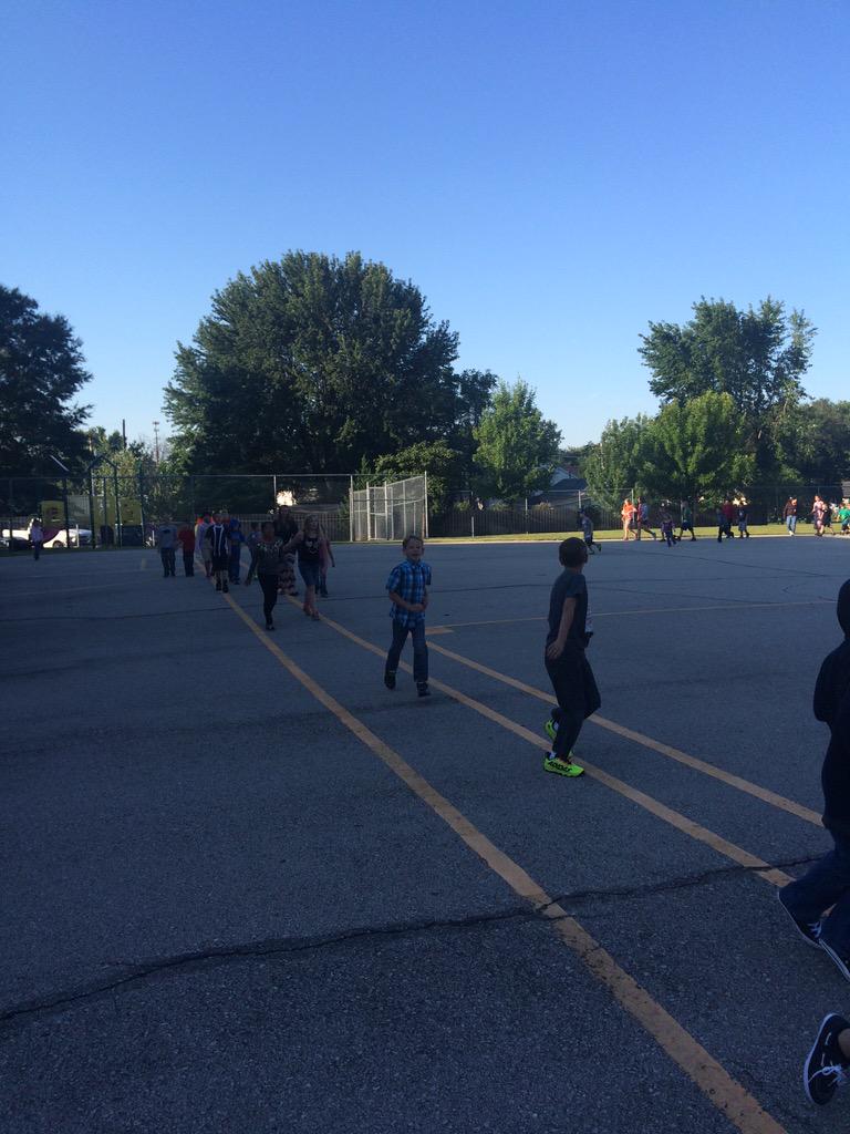 Morning Run is supercharging our superpowers for learning!#isdstrong isdstrong <a href="/ProcterPTA/">Procter Elementary</a>
