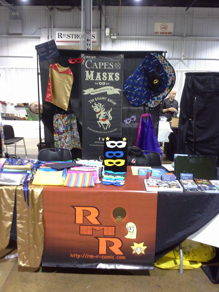 rmrcomic's tweet photo. The booth is set up. G43, artist alley. #chicagocomiccon #rmrcomic http://t.co/Ib0TyzHkC5