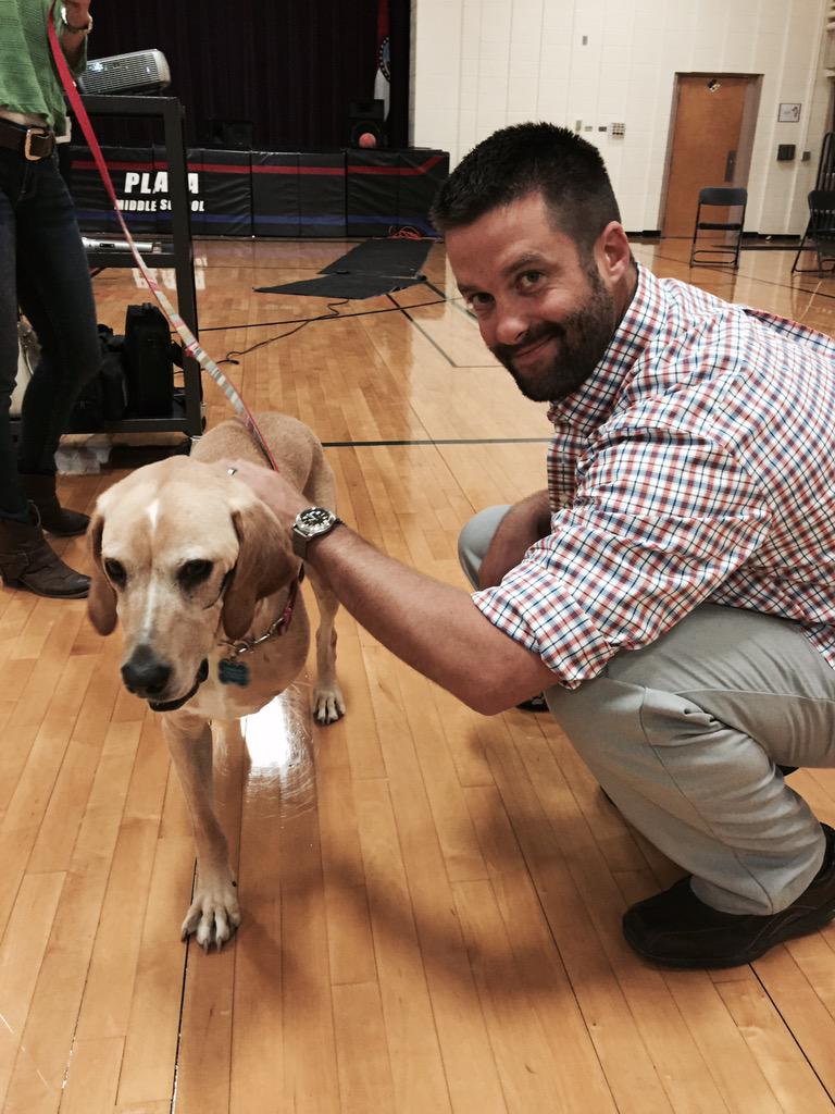 caikliewer's tweet photo. Marshall the Miracle Dog helping us kick off our anti-bullying campaign.
@PlazaTigers #plazapride http://t.co/6PHMbI8FW2