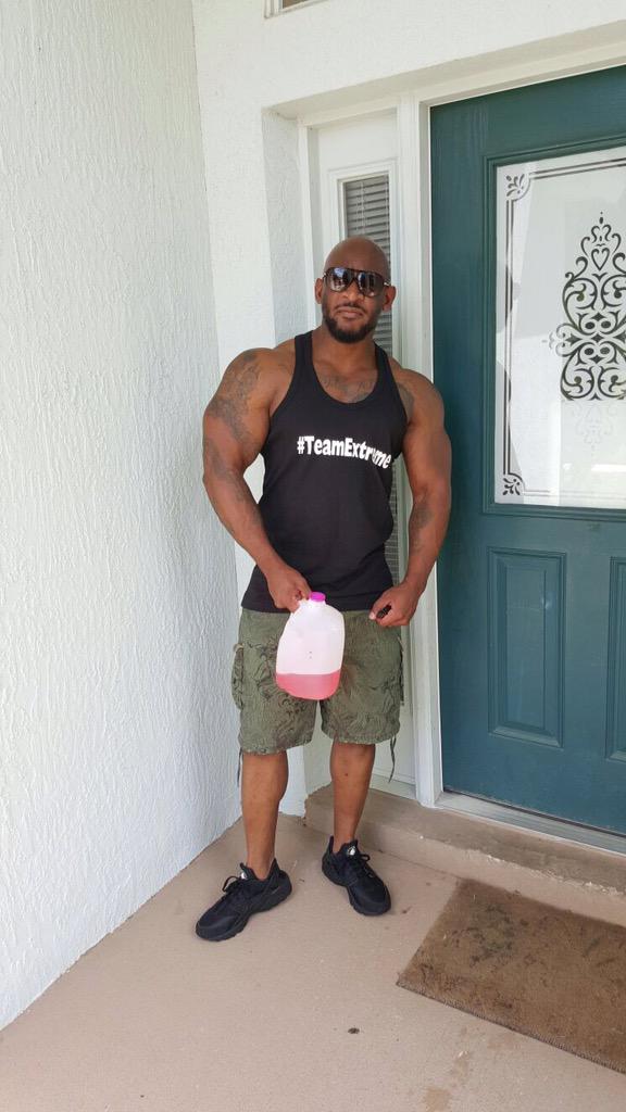 kelroy_sandy's tweet image. Repping @ExtremeStoreRom