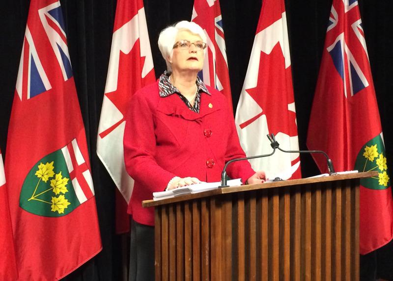 «Nous continuons de négocier avec les autres enseignants et les autres syndiqués», dit la ministre Liz Sandals.