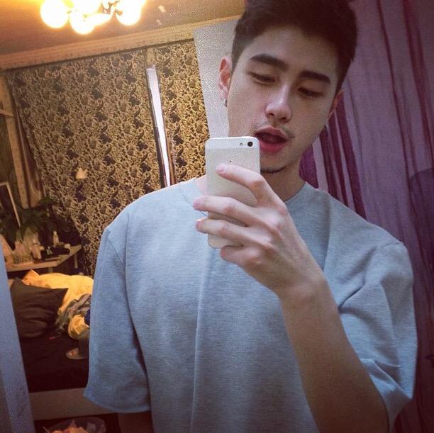 123Omey's tweet photo. จีนในไทยน่าร��ก http://t.co/viODBFnW0a