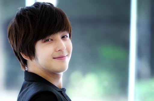 Happy Birthday to our forever magnae 생일축하해요 <a href="/ikmubmik/">Unknown</a> #HappyKibumDay