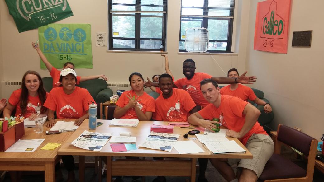 VTboskittles's tweet photo. Pretty hype #leepride #vtmovein @VTHRC @VTHRL @vtdsa who else is hype? #vtnewter #vtstudentconduct wants to know. http://t.co/vB5HsfFsaz